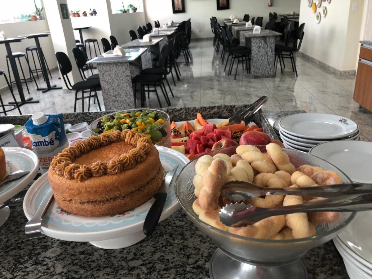 Hotel Flor De Minas อูเบราบา ภายนอก รูปภาพ