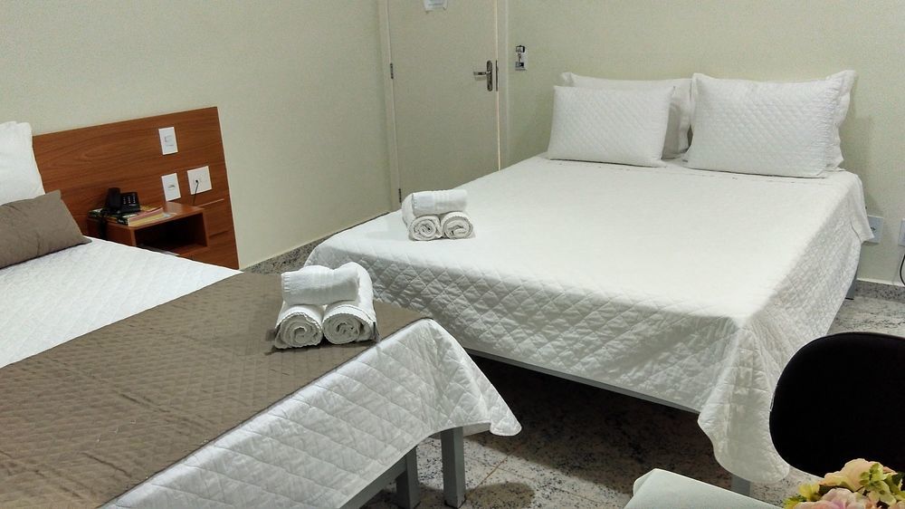 Hotel Flor De Minas อูเบราบา ภายนอก รูปภาพ