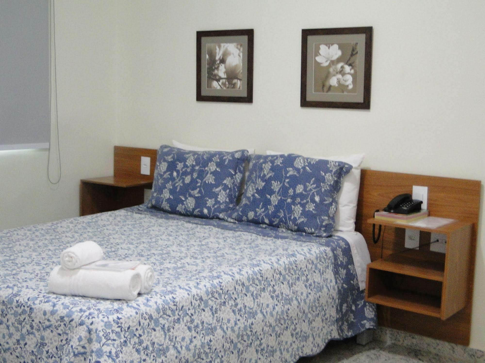 Hotel Flor De Minas อูเบราบา ภายนอก รูปภาพ