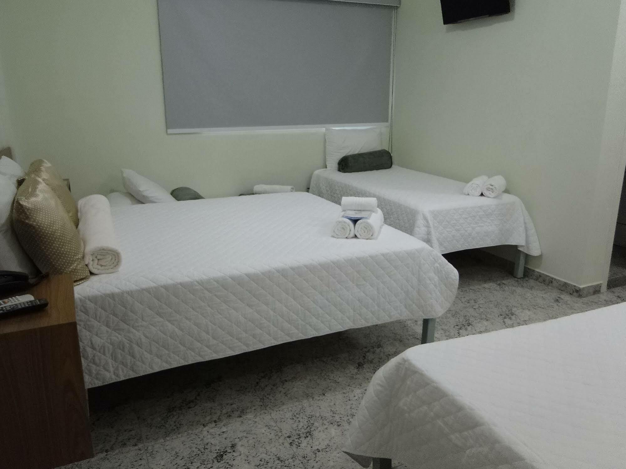 Hotel Flor De Minas อูเบราบา ภายนอก รูปภาพ